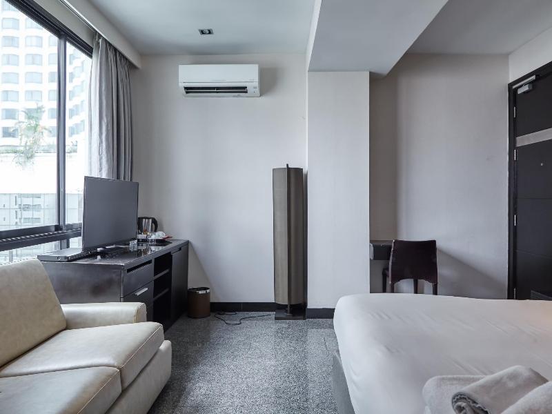 Pietra Bangkok Otel Dış mekan fotoğraf